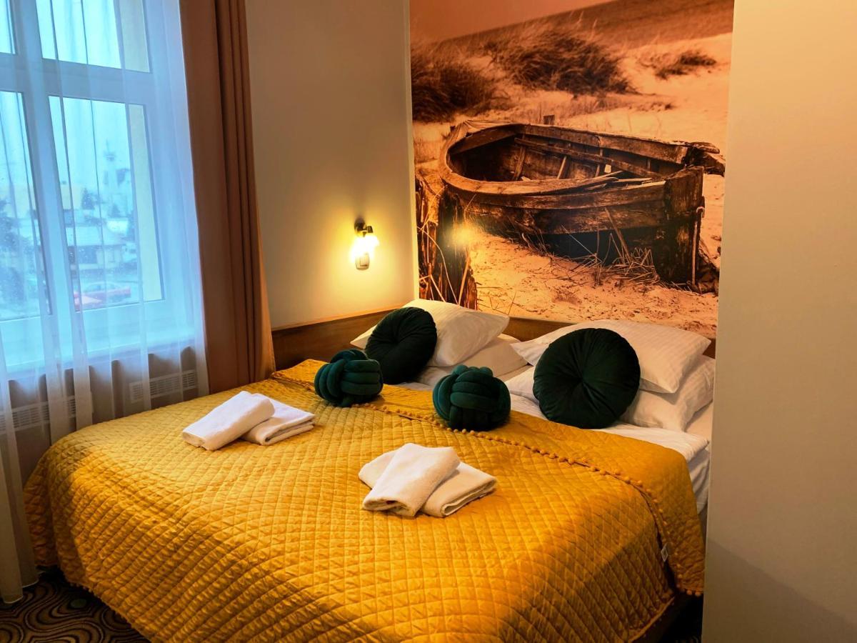 Dw California Bed and Breakfast Rewal Buitenkant foto