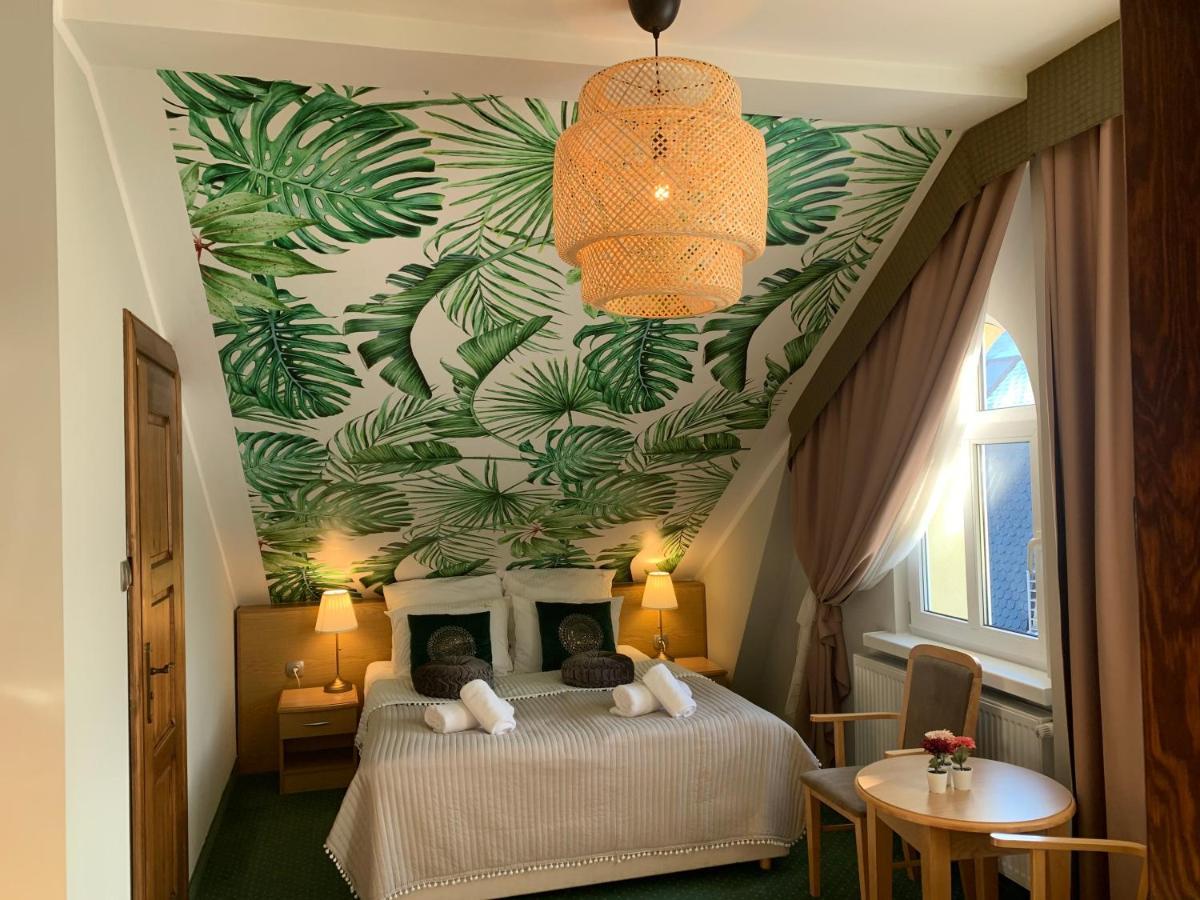 Dw California Bed and Breakfast Rewal Buitenkant foto