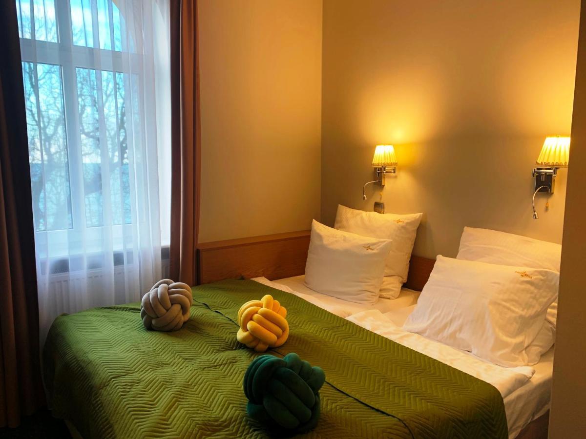 Dw California Bed and Breakfast Rewal Buitenkant foto